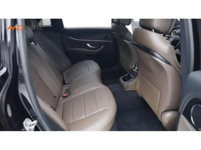 Mercedes-Benz E-Class 2022 Model E 260 L Sports sedan – фото 8