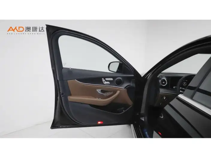 Mercedes-Benz E-Class 2022 Model E 260 L Sports sedan – фото 9