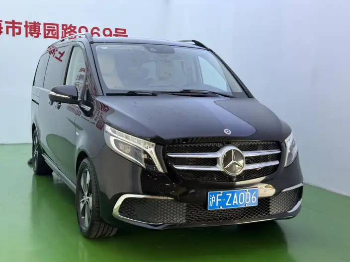 Mercedes-Benz V-Class 2022 Model V 260 Premium Edition – фото 3