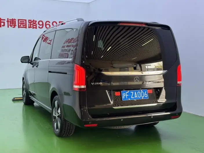 Mercedes-Benz V-Class 2022 Model V 260 Premium Edition – фото 4