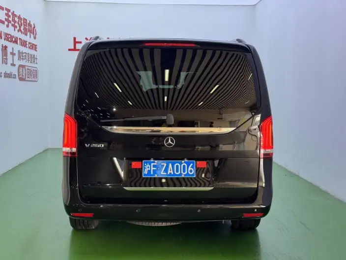 Mercedes-Benz V-Class 2022 Model V 260 Premium Edition – фото 5