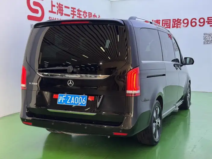 Mercedes-Benz V-Class 2022 Model V 260 Premium Edition – фото 6