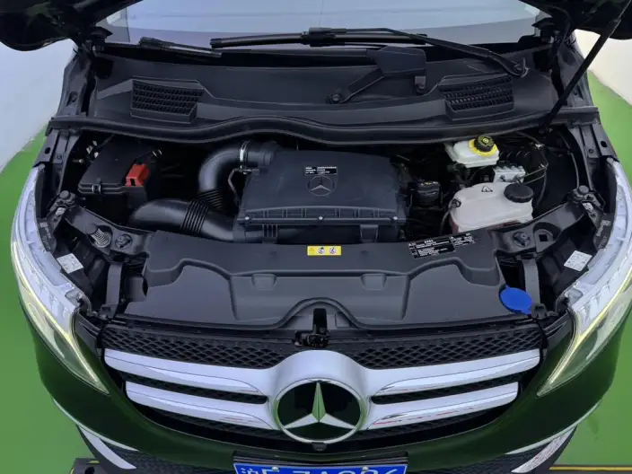 Mercedes-Benz V-Class 2022 Model V 260 Premium Edition – фото 7