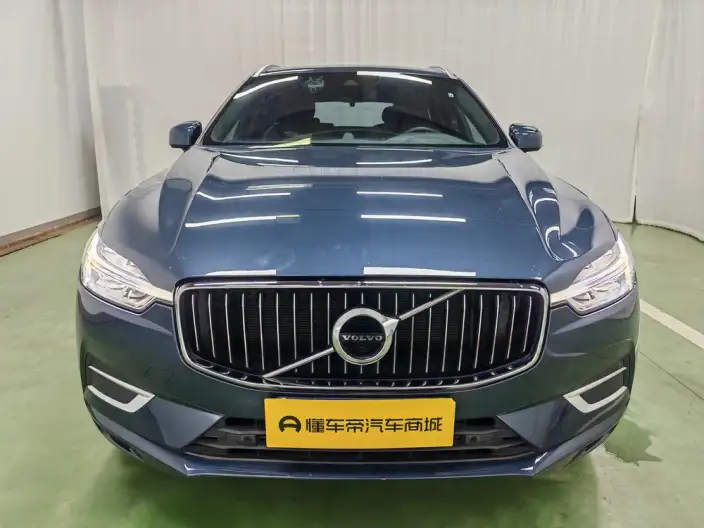 Volvo XC60 2021 Model T5 4WD Smart Range Deluxe Edition – фото 2