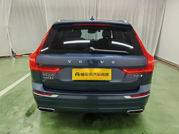 Volvo XC60 2021 Model T5 4WD Smart Range Deluxe Edition – фото 6