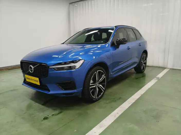 Volvo XC60 PHEV 2021 Model T8 E Drive Hybrid Smart Range Sports Edition – фото 1
