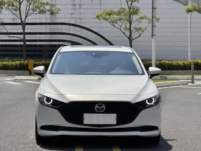 Mazda3 Axela 2020 Model 2.0L Automatic Zhi Ya Edition – фото 2