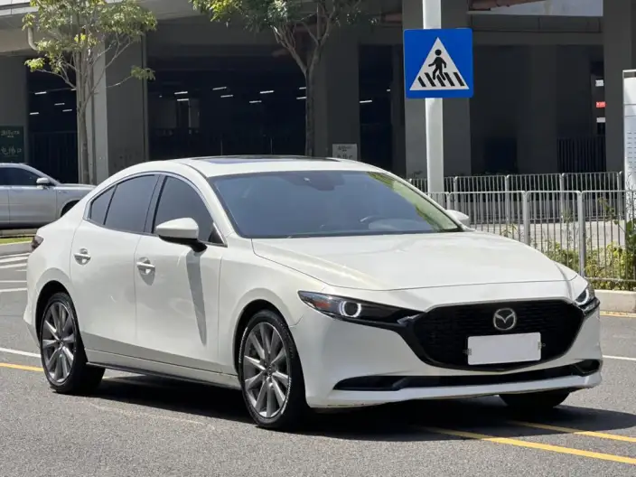 Mazda3 Axela 2020 Model 2.0L Automatic Zhi Ya Edition – фото 3