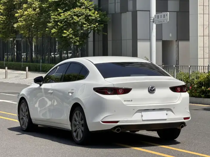 Mazda3 Axela 2020 Model 2.0L Automatic Zhi Ya Edition – фото 5