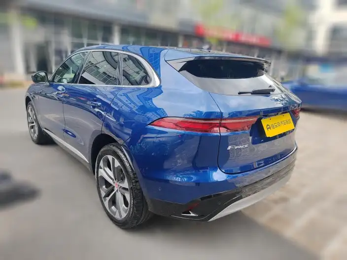 Jaguar F-PACE 2023 Model P250 HSE – фото 4