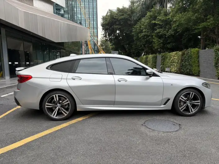 BMW 6 Series GT 2021 Model 630i M Sports Set – фото 6