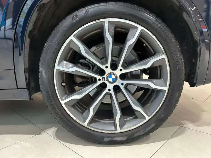BMW X3 2020 Model xDrive30i Leading Model M Sports Set – фото 6