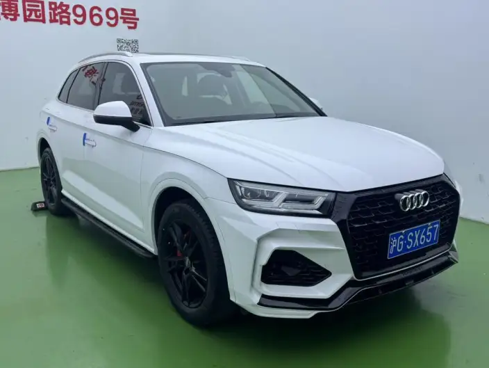 Audi Q5L 2020 Model 40 TFSI Rong Xiang Fashion Model – фото 3