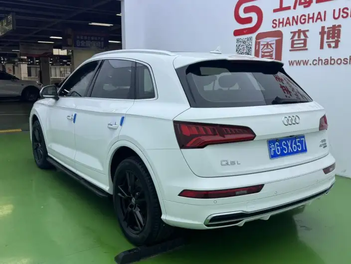 Audi Q5L 2020 Model 40 TFSI Rong Xiang Fashion Model – фото 4