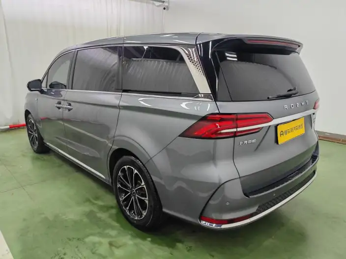 Roewe iMAX8 2022 Model 400TGI Zunrong Edition – фото 5