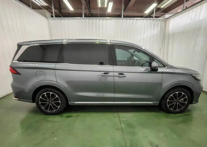 Roewe iMAX8 2022 Model 400TGI Zunrong Edition – фото 8