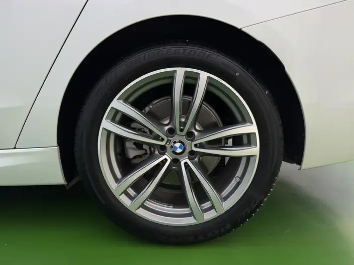 BMW 6 Series GT 2020 Model 630i M Sports Set – фото 7