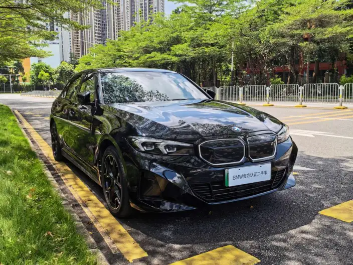 BMW i3 2023 Model eDrive40L Night Set – фото 3