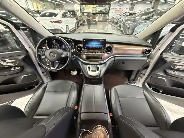 Mercedes-Benz V-Class 2022 Model V 260 L Long wheelbase Deluxe Edition – фото 7