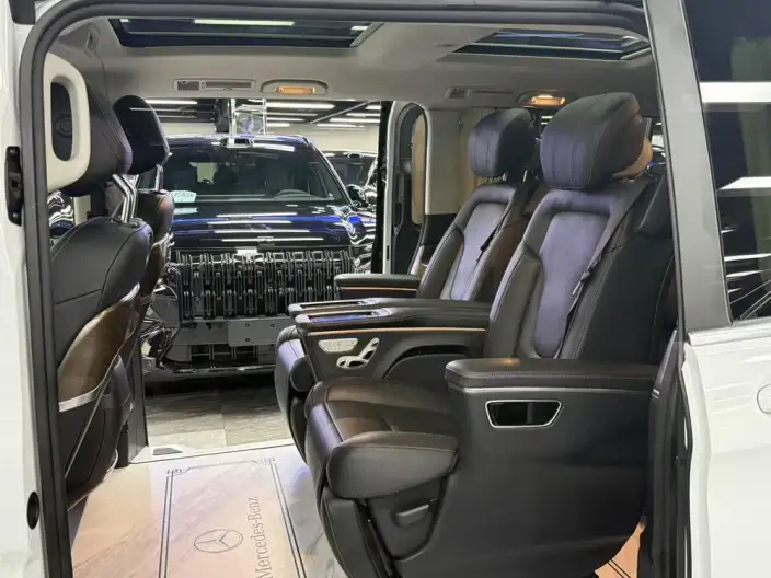 Mercedes-Benz V-Class 2022 Model V 260 L Long wheelbase Deluxe Edition – фото 8