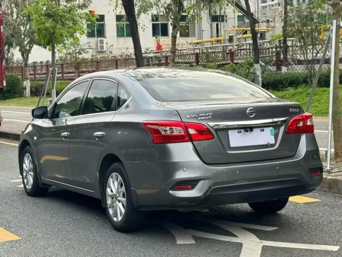 Nissan Sylphy 2022 Model Classic 1.6 XE CVT Comfort Edition – фото 4