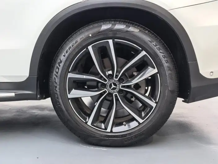 Mercedes-Benz GLC 2020 Model Facelift GLC 300 L 4MATIC Dynamic Model – фото 9