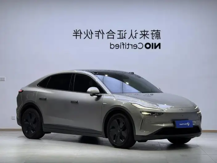 Onvo L60 2024 Model 525km Standard Battery Life 4WD Edition – фото 3