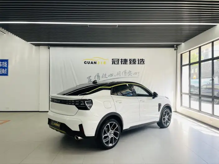 Lynk & Co 05 2020 Model 2.0TD 2WD Shine Halo – фото 2