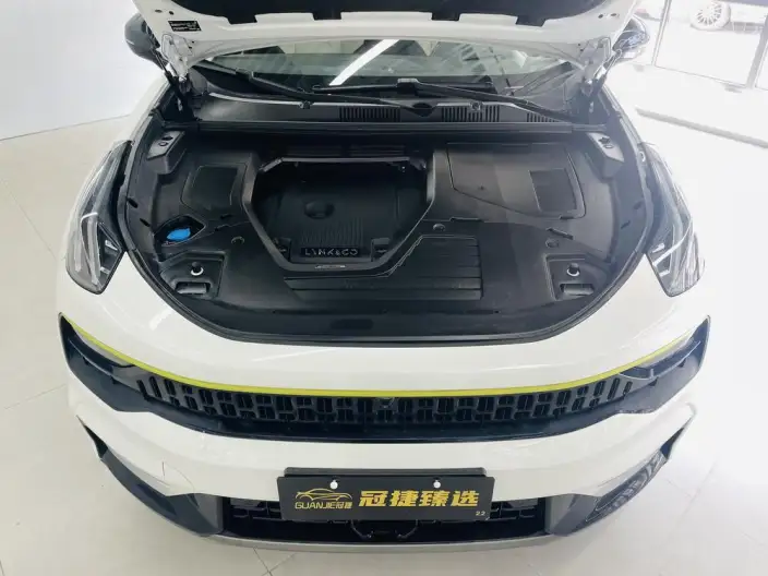 Lynk & Co 05 2020 Model 2.0TD 2WD Shine Halo – фото 3
