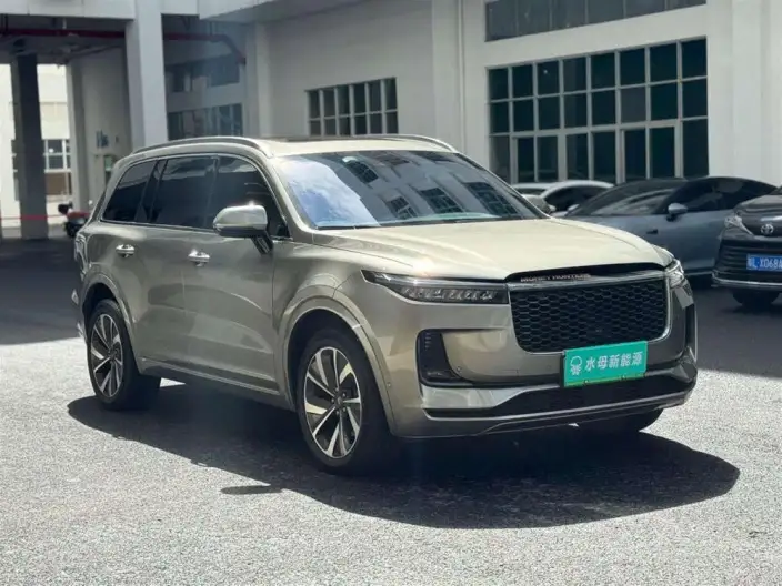 Li Auto ONE 2021 Model Extended Range 6 seat Edition – фото 3