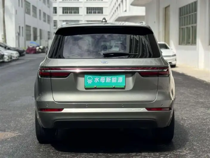 Li Auto ONE 2021 Model Extended Range 6 seat Edition – фото 6