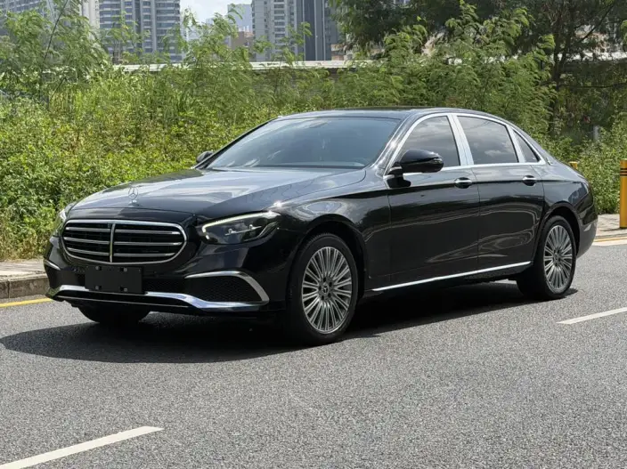 Mercedes-Benz E-Class 2022 Model Facelift E 300 L Fashion Model sedan – фото 1