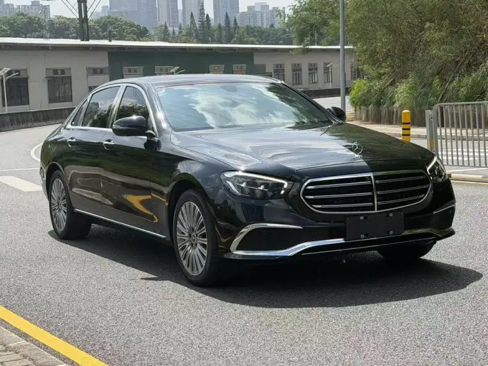 Mercedes-Benz E-Class 2022 Model Facelift E 300 L Fashion Model sedan – фото 3