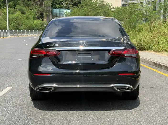 Mercedes-Benz E-Class 2022 Model Facelift E 300 L Fashion Model sedan – фото 5