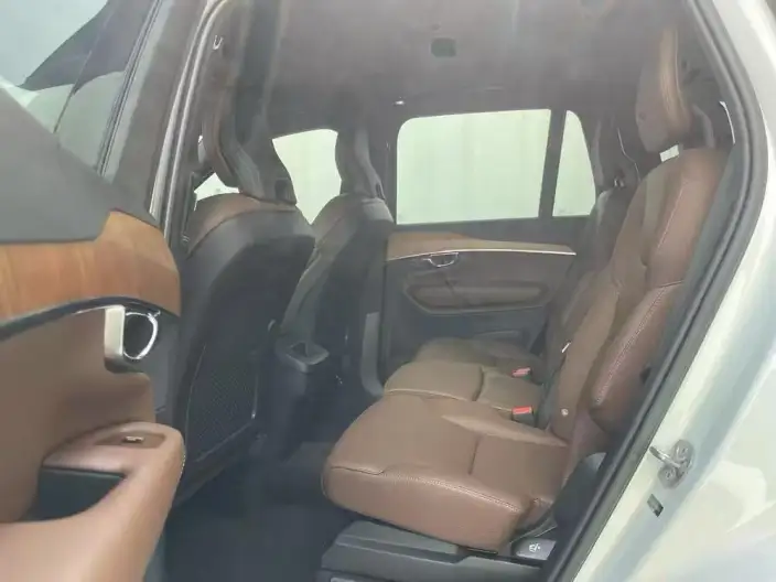 Volvo XC90 2023 Model B5 Zhixing Deluxe Edition 5 seat – фото 9