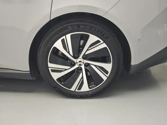 NIO ET5 2022 Model 75kWh – фото 9
