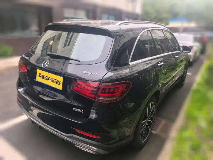 Mercedes-Benz GLC 2021 Model GLC 260 L 4MATIC Luxury Model – фото 2
