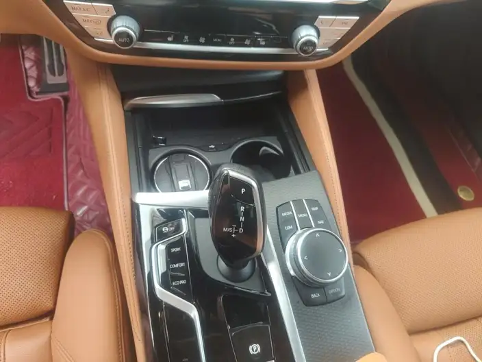 BMW 5 Series Imported 2021 Model 530i M Sports Set – фото 9
