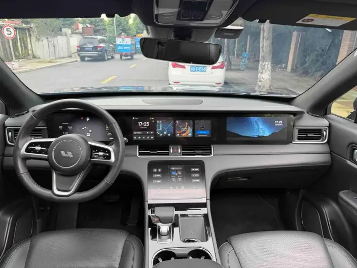 Li Auto ONE 2021 Model Extended Range 6 seat Edition – фото 7