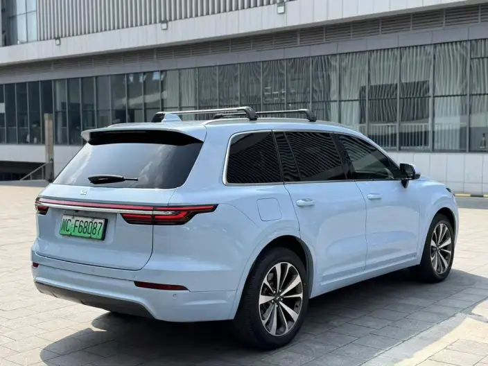 Li Auto ONE 2020 Model Extended Range 6 seat Edition – фото 5