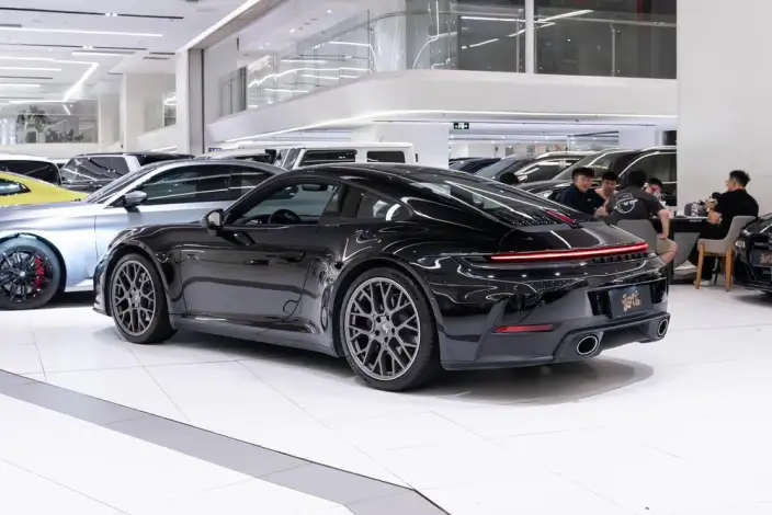 PORSCHE 911 2025 Model Carrera 3.0T – фото 4