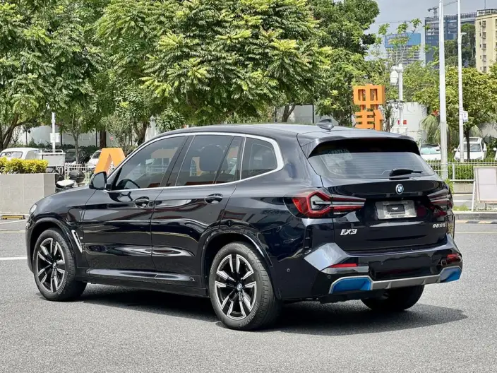 BMW iX3 2022 Model Leading Model – фото 4