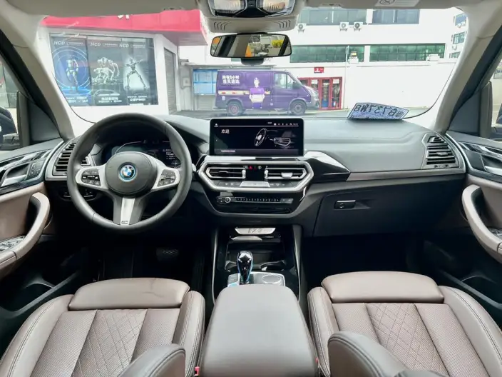 BMW iX3 2022 Model Leading Model – фото 9