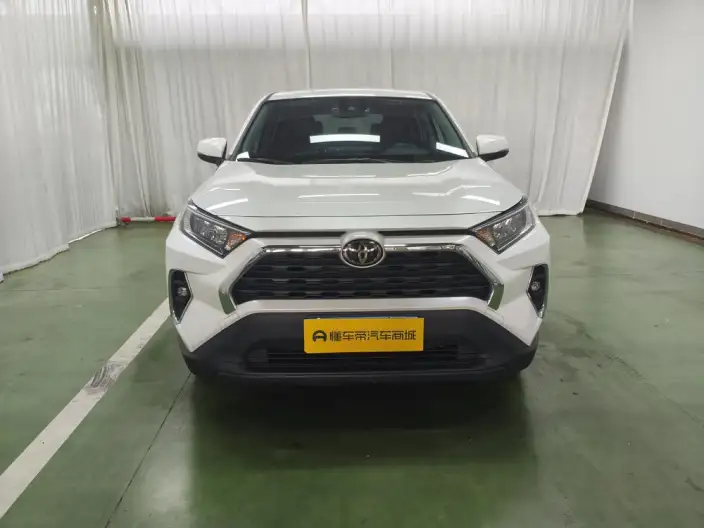 Toyota RAV4 2023 Model 2.0L CVT 2WD Urban Edition – фото 2