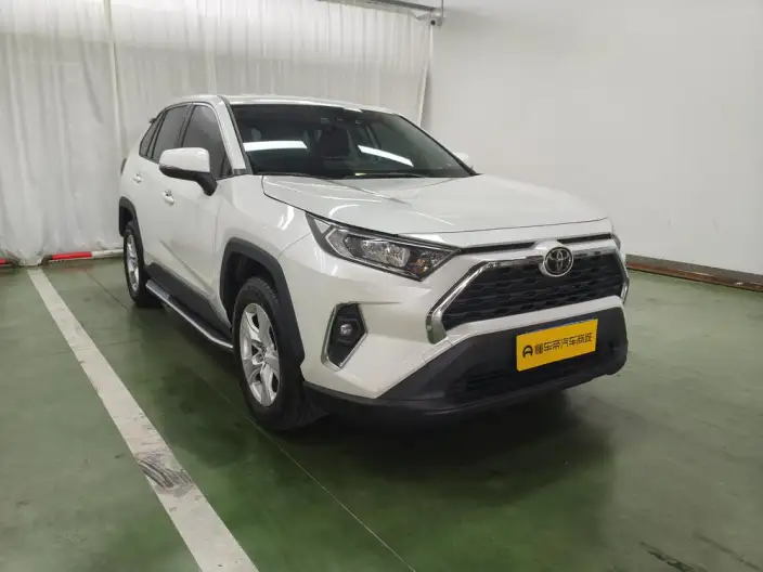 Toyota RAV4 2023 Model 2.0L CVT 2WD Urban Edition – фото 3