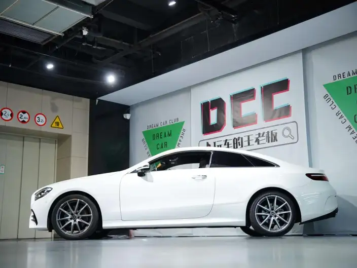 Mercedes-Benz E-Class Imported 2023 Model Facelift E 260 Coupe – фото 4