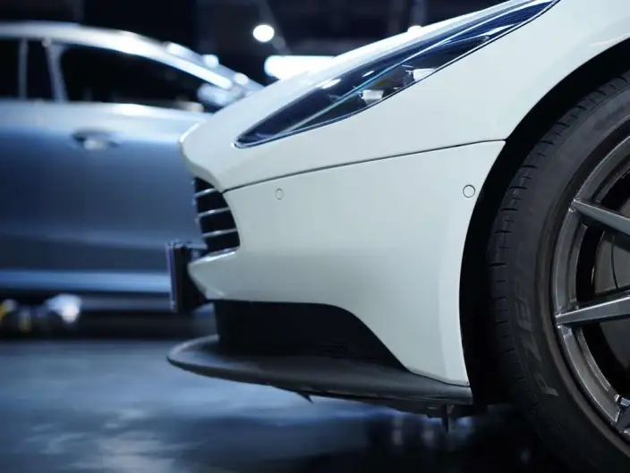 Aston Martin DB11 2020 Model 4.0T V8 Coupe – фото 6