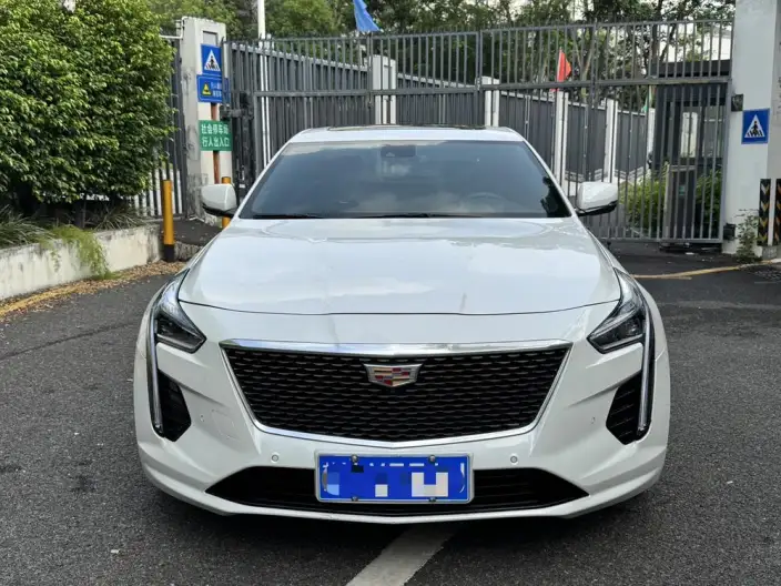 Cadillac CT6 2022 Model 28T Luxury Model – фото 2