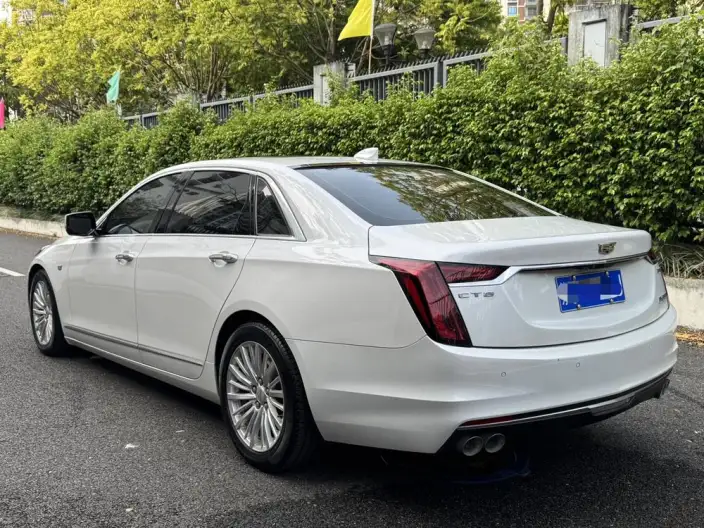 Cadillac CT6 2022 Model 28T Luxury Model – фото 4