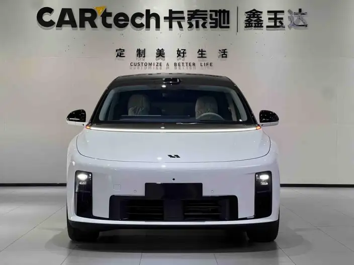 Li Auto i8 2025 Model Standard Edition – фото 2